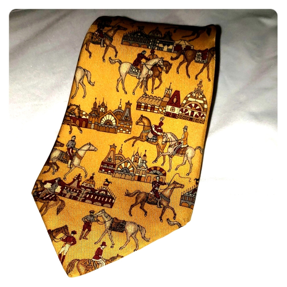 Arabian Yellow Salvatore Ferragamo Tie